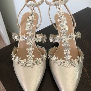 INC International Concepts Carma Kitten Heel